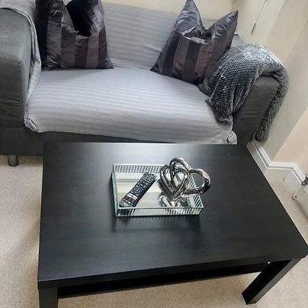 2 Bedroom Apartment With Balcony Oxford Extérieur photo